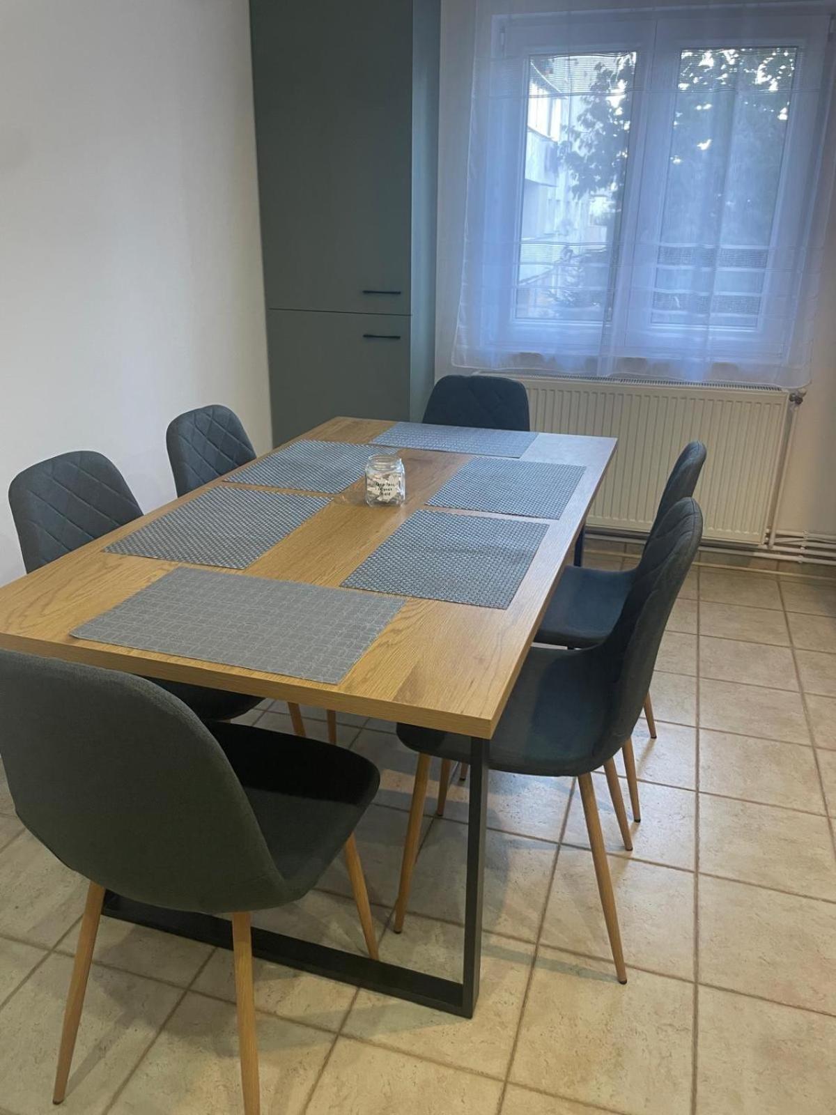 Apartament Zarnesti Exterior photo